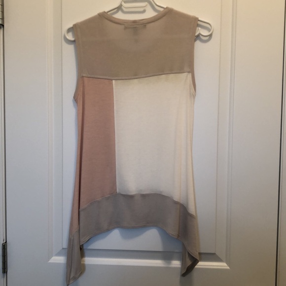 BCBG MaxAzria sleeveless top size XXS - Picture 3 of 3